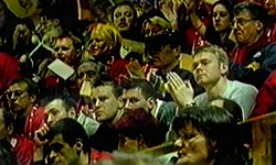 Im deutschen Fan-Block: Schmidt, Scheffler, Menzel und Geerken