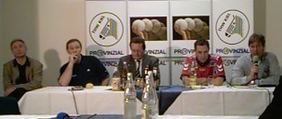 [Bild: Pressekonferenz]