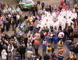 Die Mannschaft rollt an