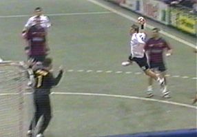 Jacobsen macht das 26:23.