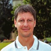 Post-Trainer Holger Schneider: "Es geht um die Ehre jedes Einzelnen."