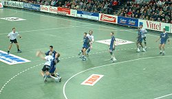 Eisenach stellte in der 2. Halbzeit auf 6:0-Deckung um - der THW bekam Probleme.