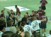 Heftige Diskussionen nach Spielende.