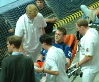 Verletzte sich im Bundesliga-Hinspiel in Kiel schwer: Hamburgs Guillaume Gille.