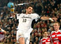 THW-Kapit�n Stefan L�vgren war mit 9/2 Toren bester Kieler Sch�tze.