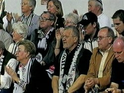 Die mitgereisten Fans sahen in der ersten Halbzeit einen sehr konzentrierten THW.