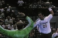 Mattias Andersson pariert gegen den f�nffachen Torsch�tzen Karipidis.