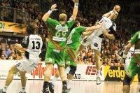 Nikola Karabatic h�ngte sich trotz Verletzungsproblemen noch einmal voll rein und machte 6/3 Tore f�r den THW.