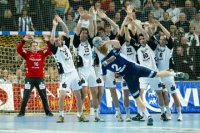 Balingens Stefan Kneer versucht, einen Freiwurf direkt zu verwandeln.