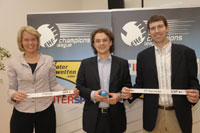 Sabine Holdorf-Schust und Xavier O"Callaghan, nachdem ihre Clubs einander zugelost wurden.