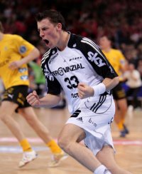 Dominik Klein schoss den THW mit acht Toren ins  Finale des DHB-Pokals.
