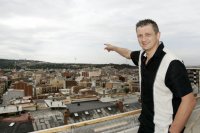 Zeigt sein Barcelona: Ex-Zebra und Barca-Star Andrei Xepkin.