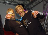 Goldjungs auf der B�hne: Viktor Szilagyi und Marcus Ahlm.