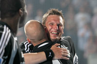 Die einstige "Fl�gelzange" des THW tritt noch einmal  gemeinsam mit Stefan L�vgren an: Johan Petersson und Nikolaj Jacobsen.