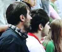 Der international gesperrte Coach von Vardar, Veselin Vujovic, coachte von der Trib�ne aus.