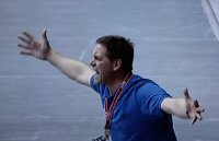 Ein w�tender Alfred Gislason machte an alter Wirkungsst�tte seinem �rger Luft.