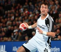 Erneut bester Torsch�tze: Momir Ilic erzielte 10/6 Treffer.