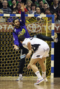 Nervenstark wie eh und je: Momir Ilic versenkte auch in Berlin alle f�nf Siebenmeter.