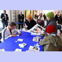 Tobias Reichmann gab flei�ig Autogramme.