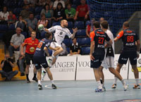 Zwei wichtige Tore zum Schluss: Henrik Lundstr�m.