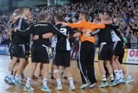 Eine Jubeltraube nach dem Schlusspfiff wollen die Kieler auch am Sonntag bilden.