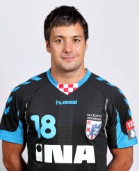 Toptorsch�tze in der K�nigsklasse: Rechtsau�en Zlatko Horvat.