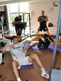 Auch Marcus Ahlm, Christian Sprenger und Andreas Palicka schuften im Mare.