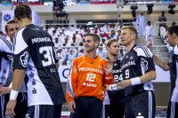 Erfreute Kieler Gesichter nach einem entspannten Handball-Nachmittag.