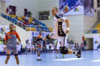 Erneut energisch im Gegensto�: Rene Toft Hansen.