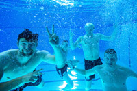 Spa� in der Uni-Schwimmhalle: Christian Sprenger, Dominik Klein, Patrick Wiencek und Gudjon Valur Sigurdsson.