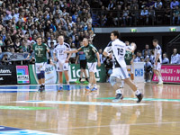 Der starke Rasmus Lauge f�hrte �ber 60 Minuten Regie und erzielte f�nf Treffer.