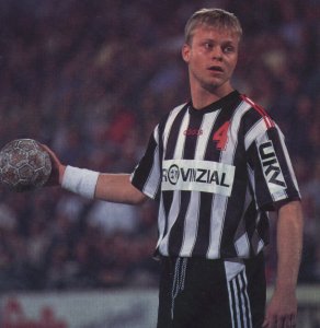 Karsten W�hler in action.