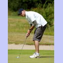 Golfen 2005: Henrik Lundstr�m beim Putten.