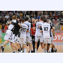 Jubel beim THW nach der Entscheidung in letzter Sekunde.