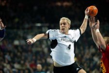 Johan Pettersson machte in doppelter Unterzahl das 18:16.