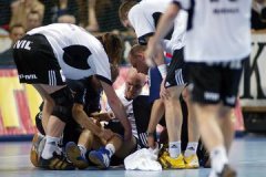 Demetrio Lozano wird behandelt.