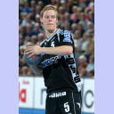 Wilhelmshavens schweizer Linksau�en Manuel Liniger war auch einmal beim THW im Gespr�ch.