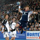 Jonny Jensen ist durch, Ahlm und Andersson schauen zu.