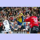 Robert Runge gegen Mattias Andersson, im Hintergrund Frode Hagen.