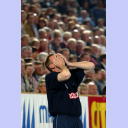 HSV-Coach Martin Schwalb mochte nicht hinschauen.