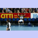 Eine fast leere Ersatzbank.