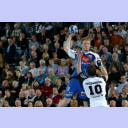 Stefan Kneer wird von Stefan L�vgren attackiert.