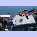 Autokorso zum Rathaus.