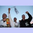 Autokorso zum Rathaus.