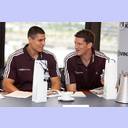 Saisoner�ffnungspressekonferenz 2010: Milutin Dragicevic und Daniel Kubes.