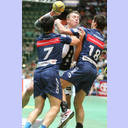 Filip Jicha wird fest gemacht.