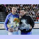 Die serbischen Nationalspieler Momir Ilic und Rajko Prodanovic werden f�r EM-Silbwer geehrt.