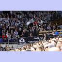 Die mitgereisten THW-Fans.