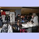 THW-Fanartikel-Stand.