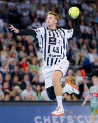 Emil Wernsdorf Madsen in action.